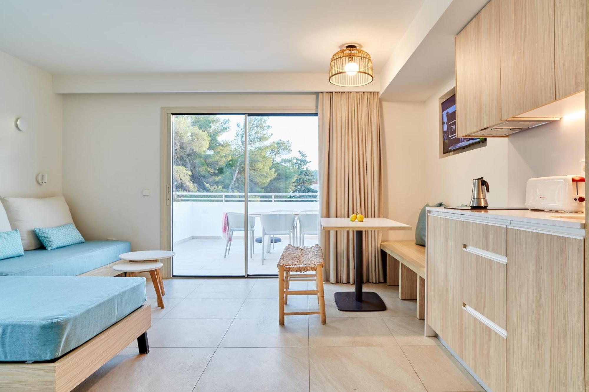 Apartamentos San Miguel Park & Esmeralda Mar Port de Sant Miguel Pokoj fotografie