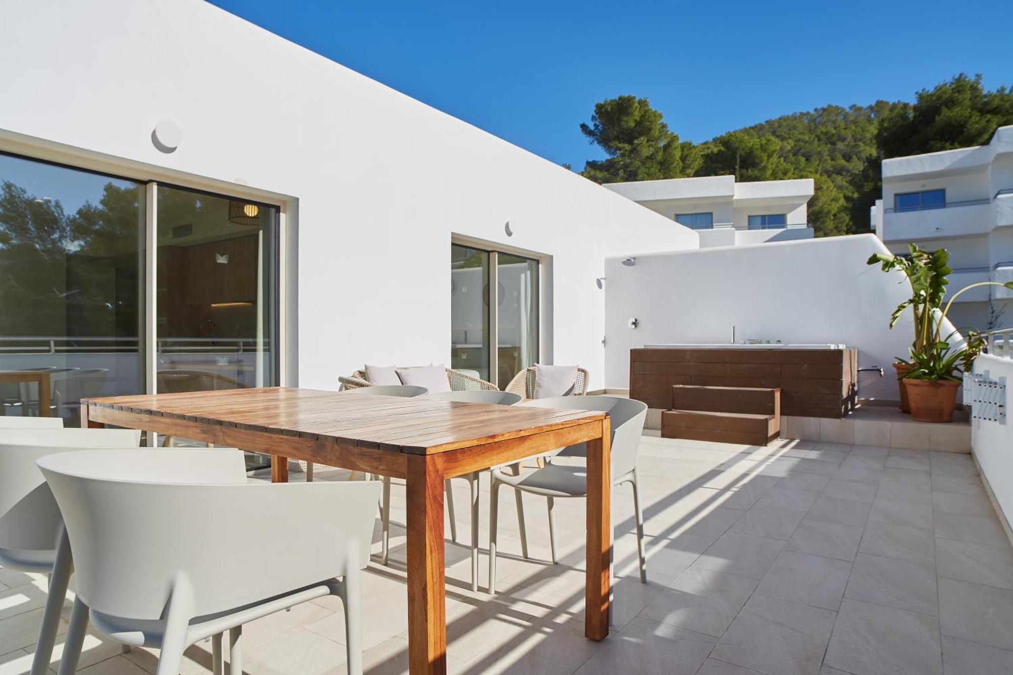 Apartamentos San Miguel Park & Esmeralda Mar Port de Sant Miguel Pokoj fotografie